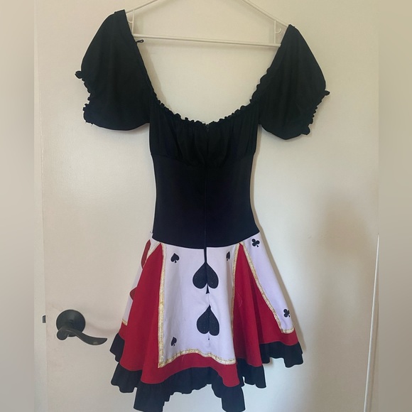 Queen of Hearts Women’s Halloween Costume Dress - Picture 3 of 8